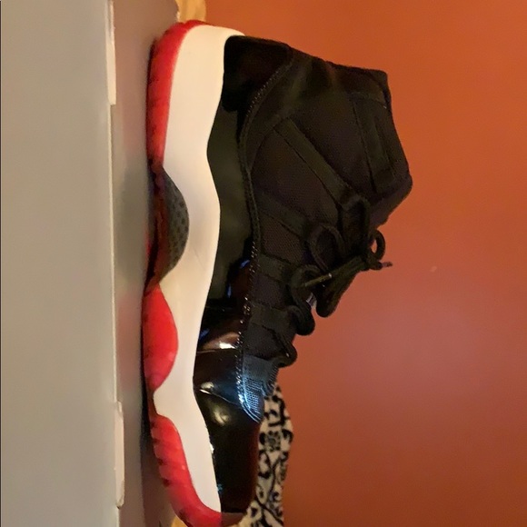 2012 bred 11’s